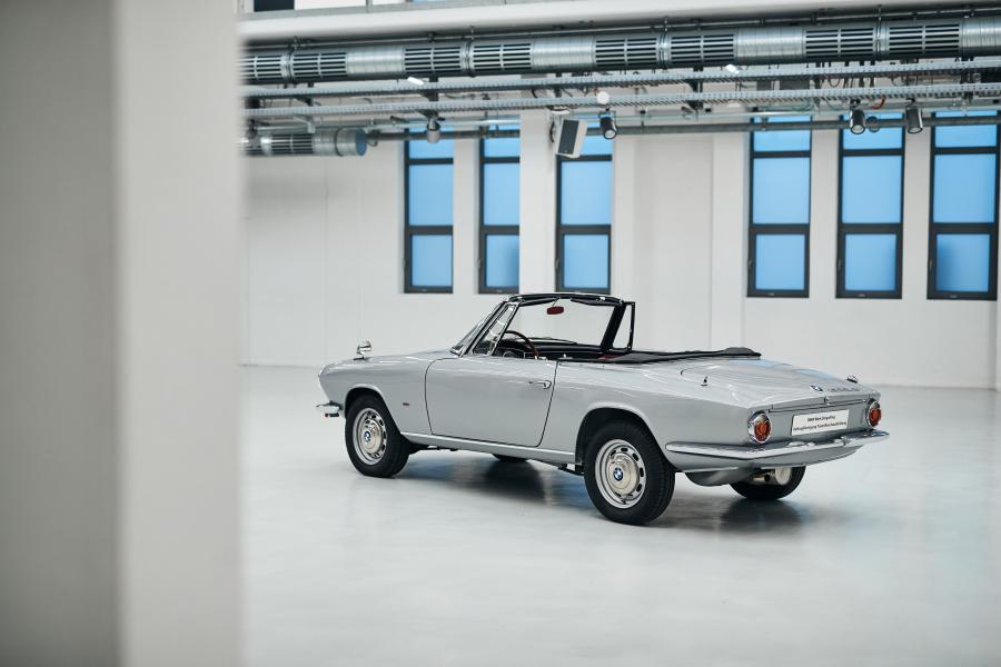  BMW 3200 CS Convertible 1967 года  (фото 4 из 18)